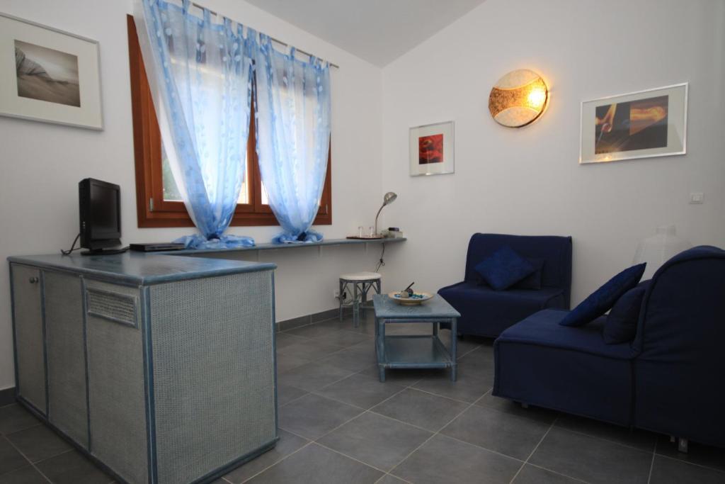 Hotel Poisson Rouge Bonifacio  Zimmer foto